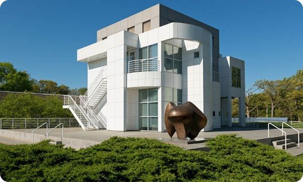 Exterior of the Des Moines Art Center